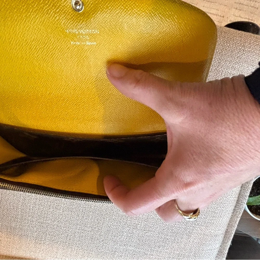 Louis Vuitton Dark Brown Monogram Clutch - Picture 5 of 12